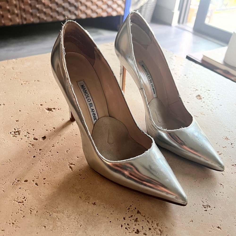 Manolo Balahnik silver heels
